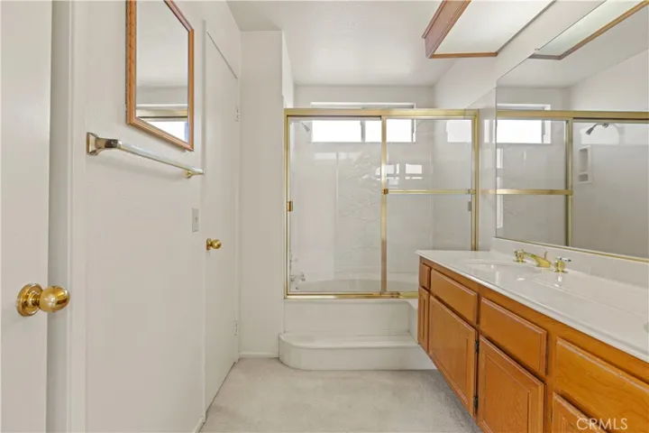 20425 Samual Drive, Saugus, California 91350