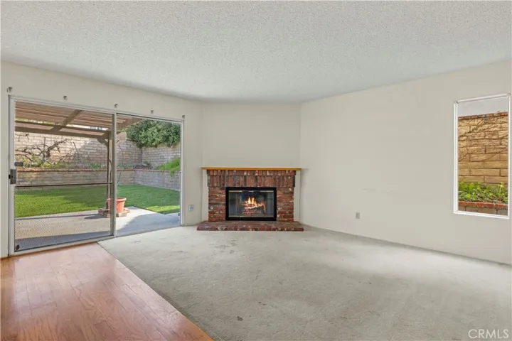 20425 Samual Drive, Saugus, California 91350