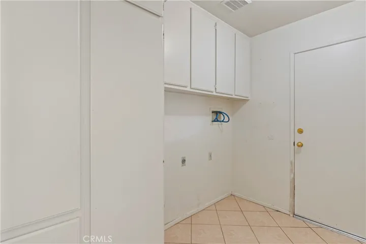 20425 Samual Drive, Saugus, California 91350