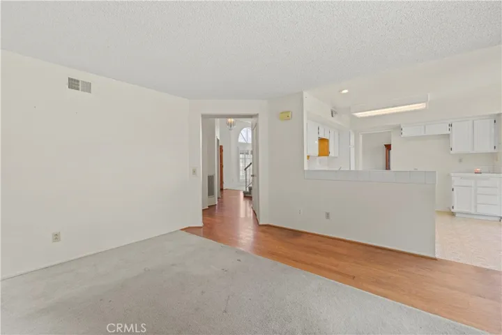 20425 Samual Drive, Saugus, California 91350