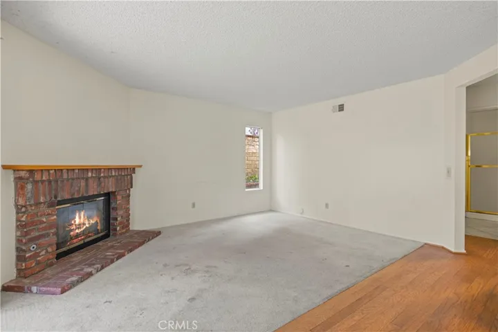 20425 Samual Drive, Saugus, California 91350