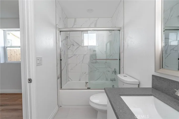 9825 Wilmington Avenue, Los Angeles, California 90002