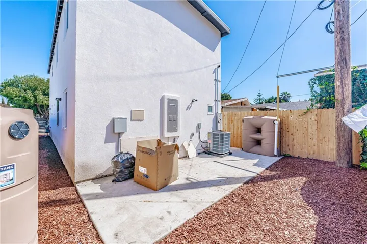 9825 Wilmington Avenue, Los Angeles, California 90002