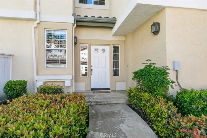 8 Luzern, Mission Viejo, California 92692