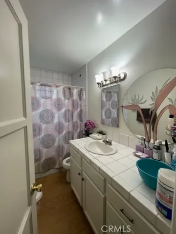 6705 Denny Avenue, North Hollywood, California 91606