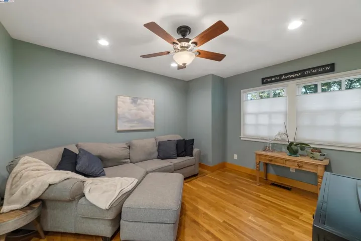 741 S K St, Livermore, California 94550