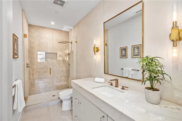 2942 Glenroy Place, Rossmoor, California 90720