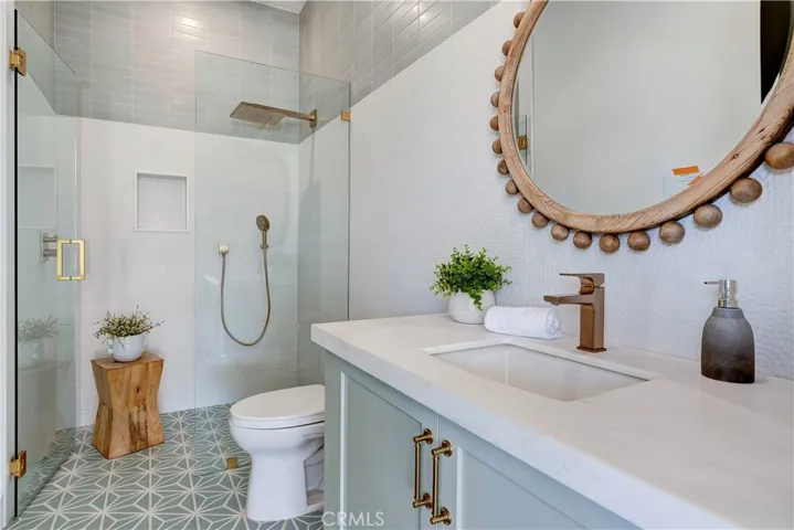 2942 Glenroy Place, Rossmoor, California 90720