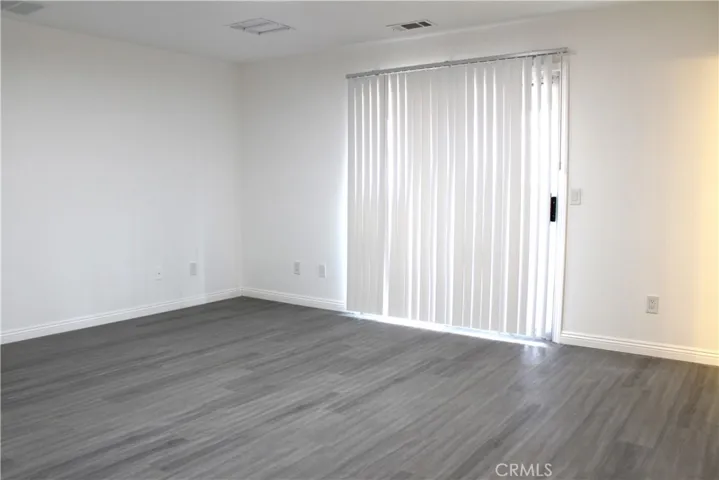 25975 Rancho Street, Apple Valley, California 92308