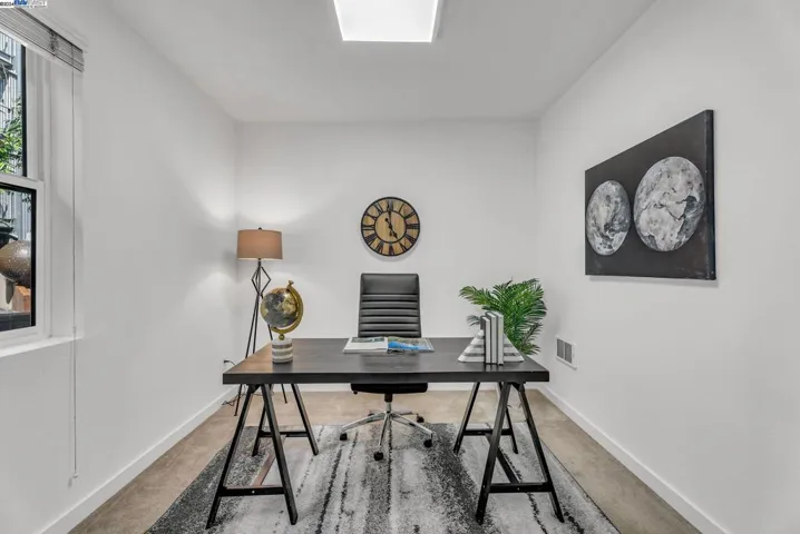 Office/ Den