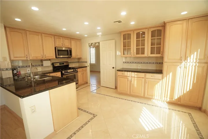 2362 Crestview Avenue, Upland, California 91784