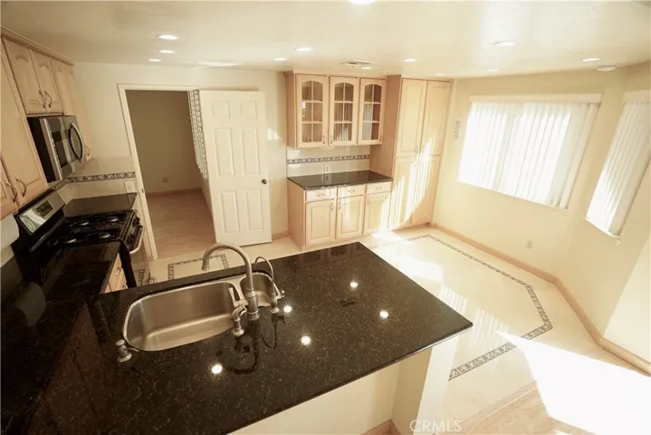 2362 Crestview Avenue, Upland, California 91784