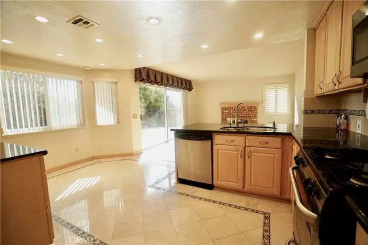 2362 Crestview Avenue, Upland, California 91784
