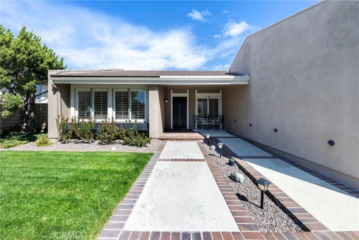 231 E Country Hills Drive, La Habra, California 90631