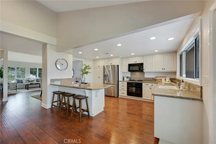 231 E Country Hills Drive, La Habra, California 90631