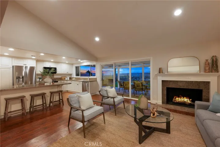 231 E Country Hills Drive, La Habra, California 90631