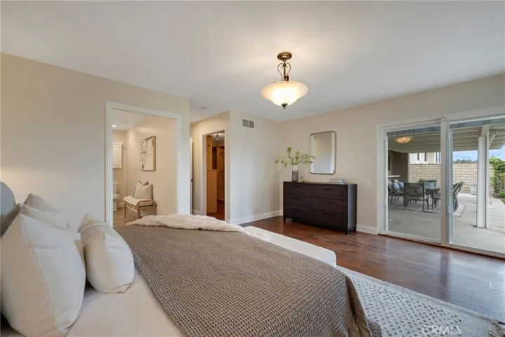 231 E Country Hills Drive, La Habra, California 90631