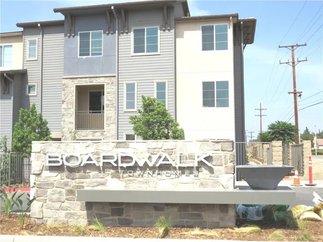 937 Savi Drive 104, Corona, California 92878