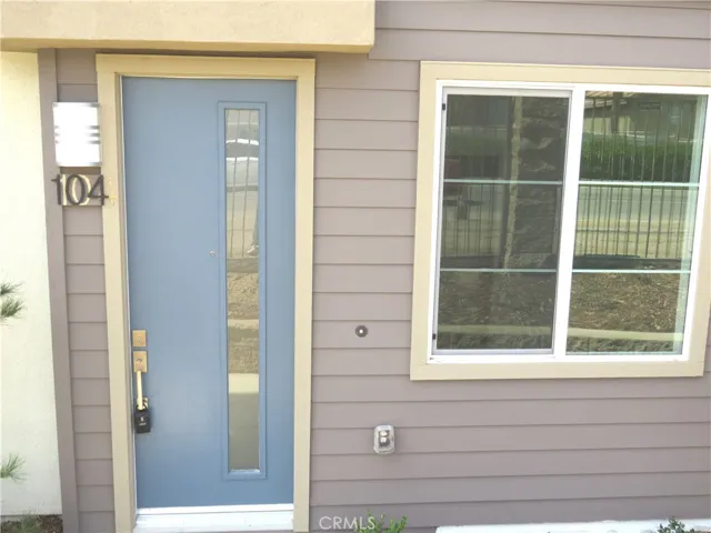 937 Savi Drive 104, Corona, California 92878