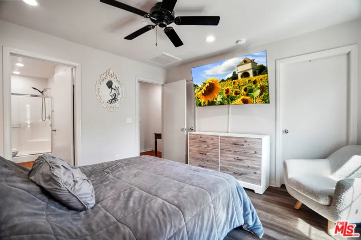 14104 W Birch Lane, Van Nuys, California 91405