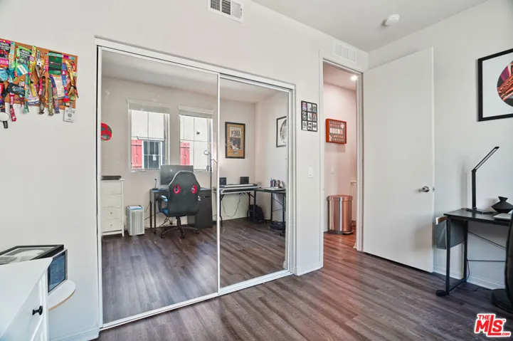 14104 W Birch Lane, Van Nuys, California 91405