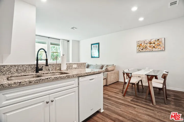14104 W Birch Lane, Van Nuys, California 91405
