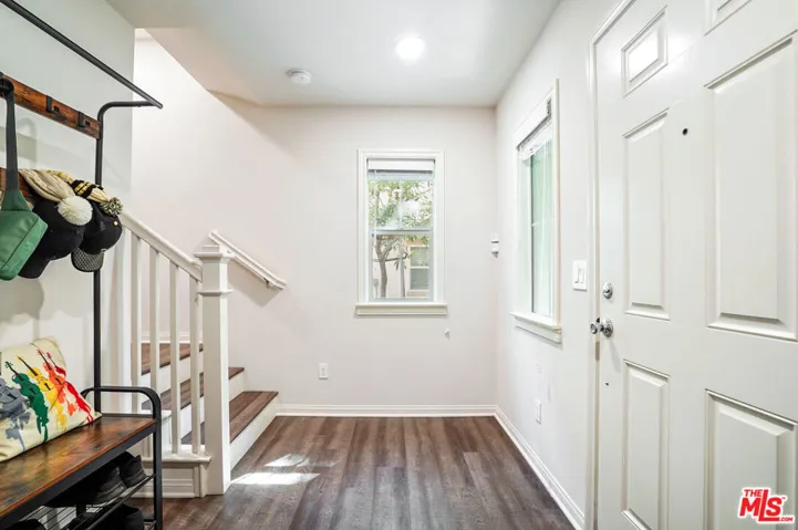 14104 W Birch Lane, Van Nuys, California 91405