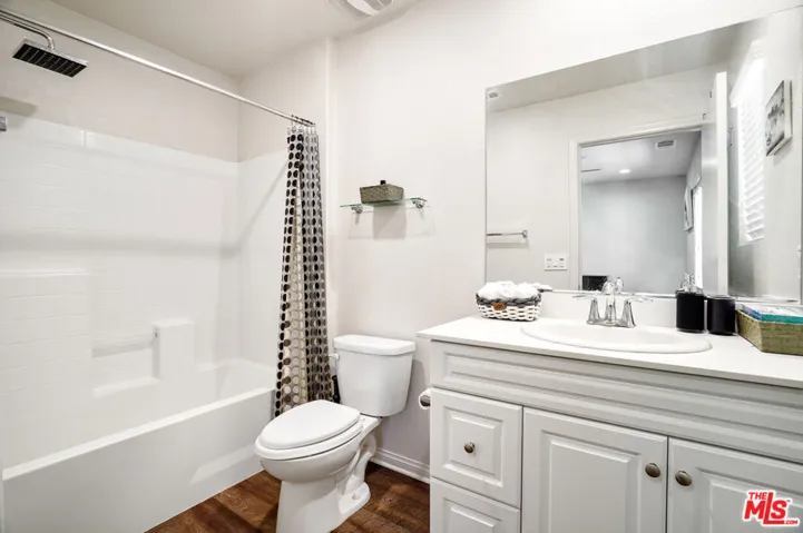 14104 W Birch Lane, Van Nuys, California 91405