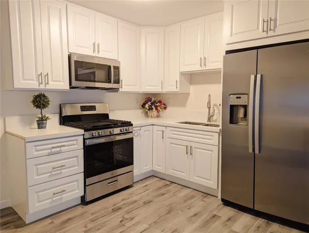 9166 Cerritos Avenue 104, Anaheim, California 92804