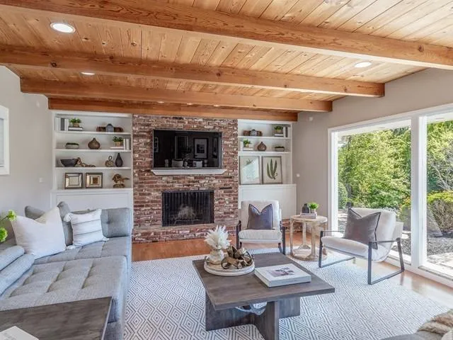 1980 Laver Court, Los Altos, California 94024