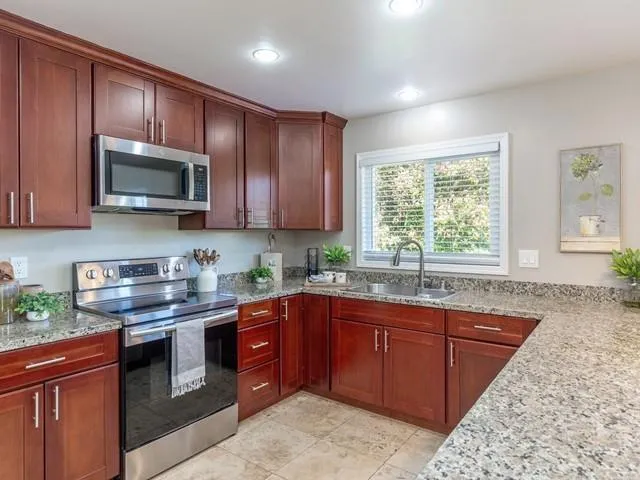 1980 Laver Court, Los Altos, California 94024