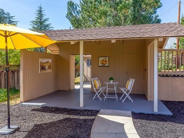 1980 Laver Court, Los Altos, California 94024