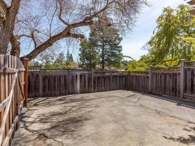 1980 Laver Court, Los Altos, California 94024