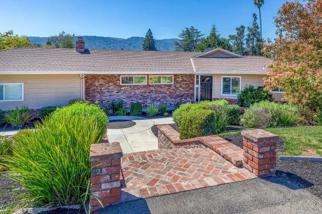 1980 Laver Court, Los Altos, California 94024