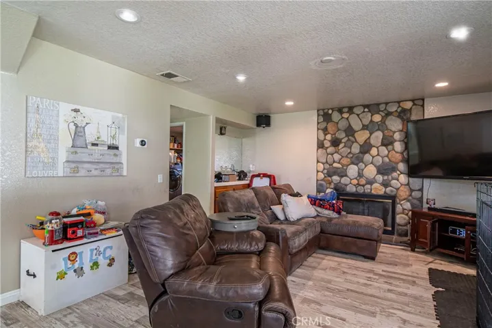 1491 Hunters Trail, Glendora, California 91740