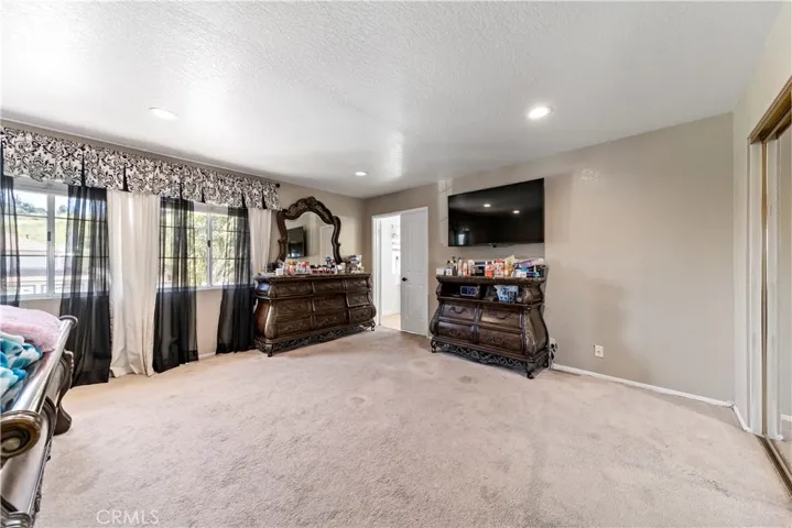 1491 Hunters Trail, Glendora, California 91740