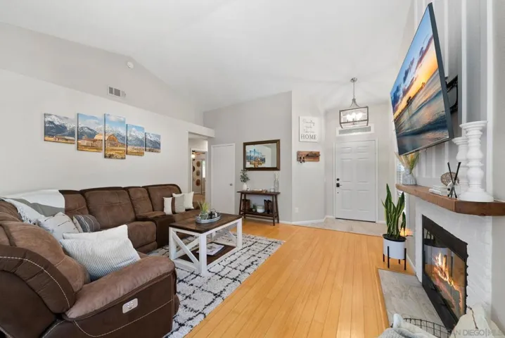 43062 Corte Cabrera, Temecula, California 92592