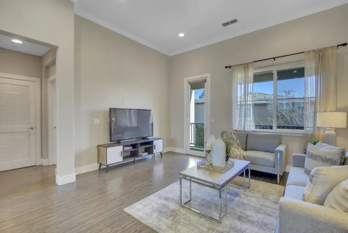 1318 N Capitol Avenue 6, San Jose, California 95132