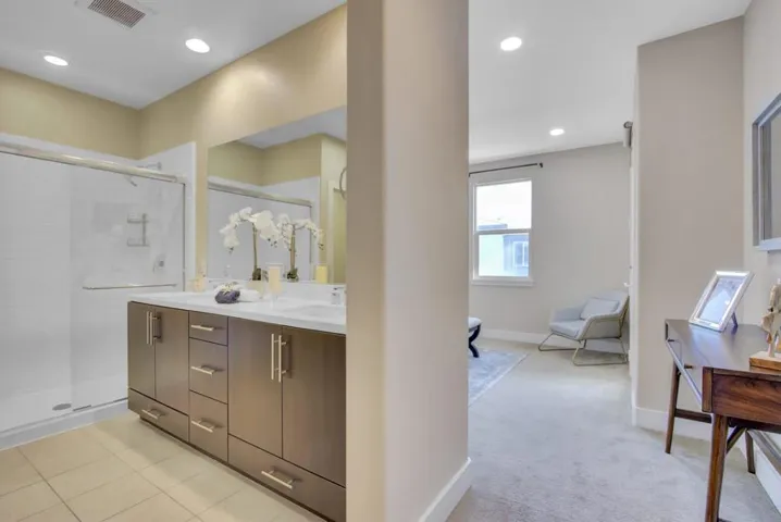1318 N Capitol Avenue 6, San Jose, California 95132