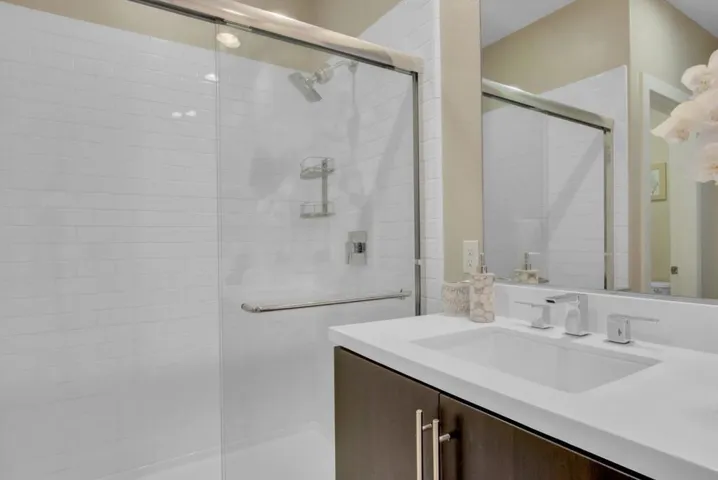 1318 N Capitol Avenue 6, San Jose, California 95132