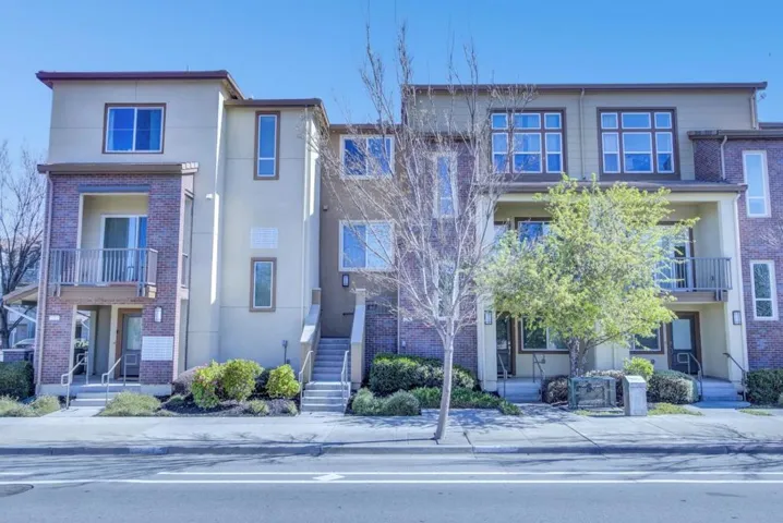 1318 N Capitol Avenue 6, San Jose, California 95132