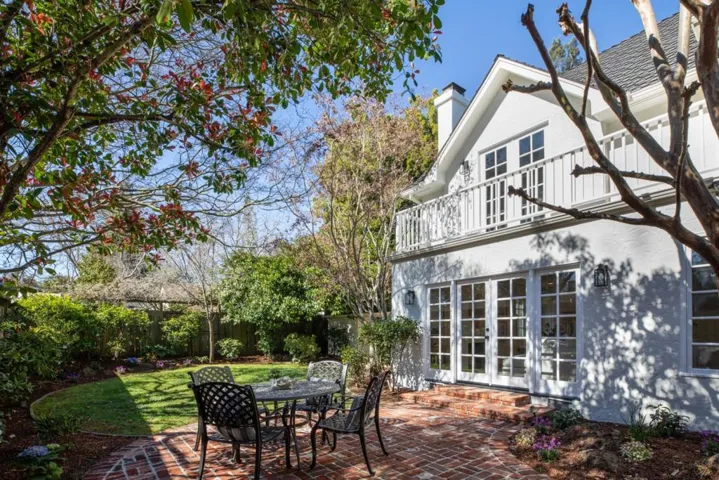 1770 Guinda Street, Palo Alto, California 94303