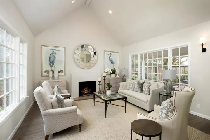 1770 Guinda Street, Palo Alto, California 94303