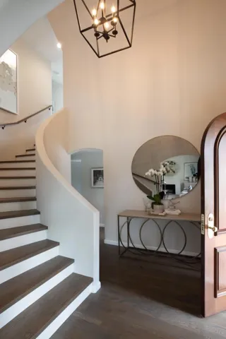 1770 Guinda Street, Palo Alto, California 94303