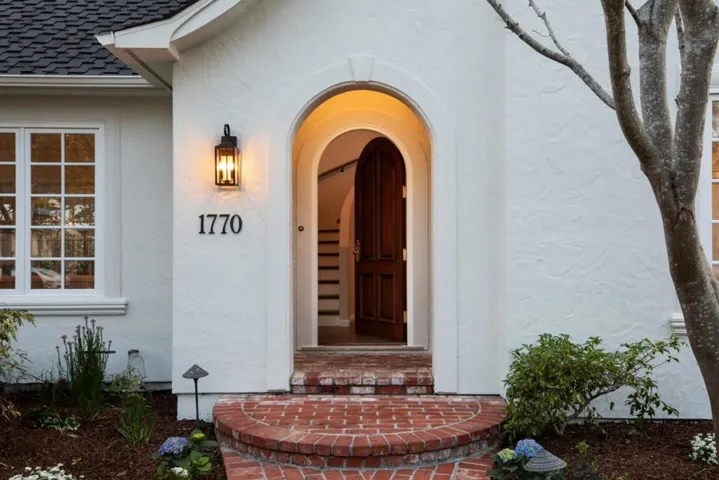 1770 Guinda Street, Palo Alto, California 94303