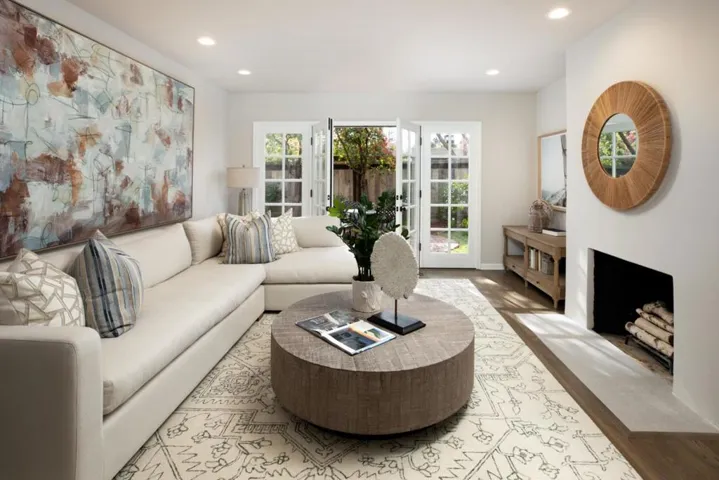 1770 Guinda Street, Palo Alto, California 94303