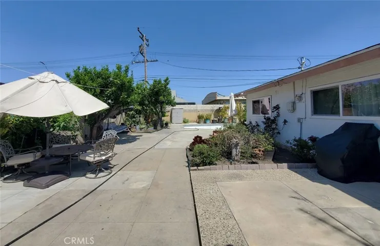 6531 Alexandria Drive, Huntington Beach, California 92647