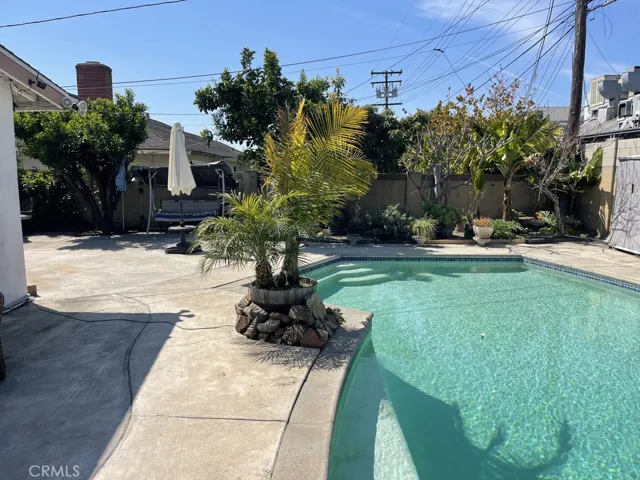 6531 Alexandria Drive, Huntington Beach, California 92647