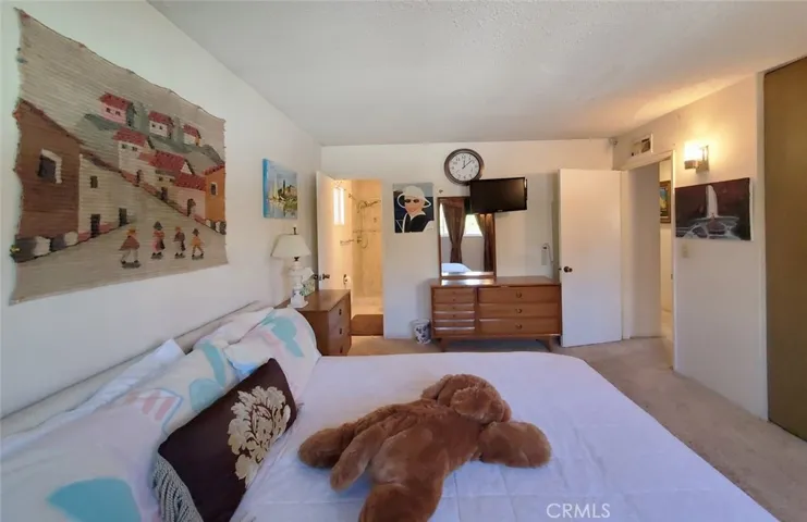 6531 Alexandria Drive, Huntington Beach, California 92647