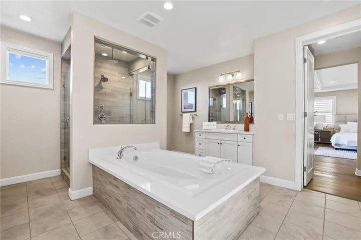 17 Barberry, Lake Forest, California 92630